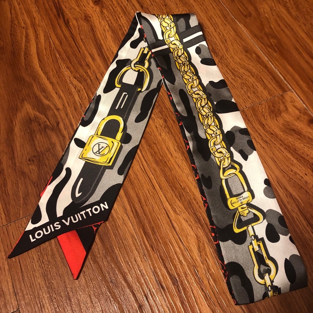 Louis Vuitton silk bandeau